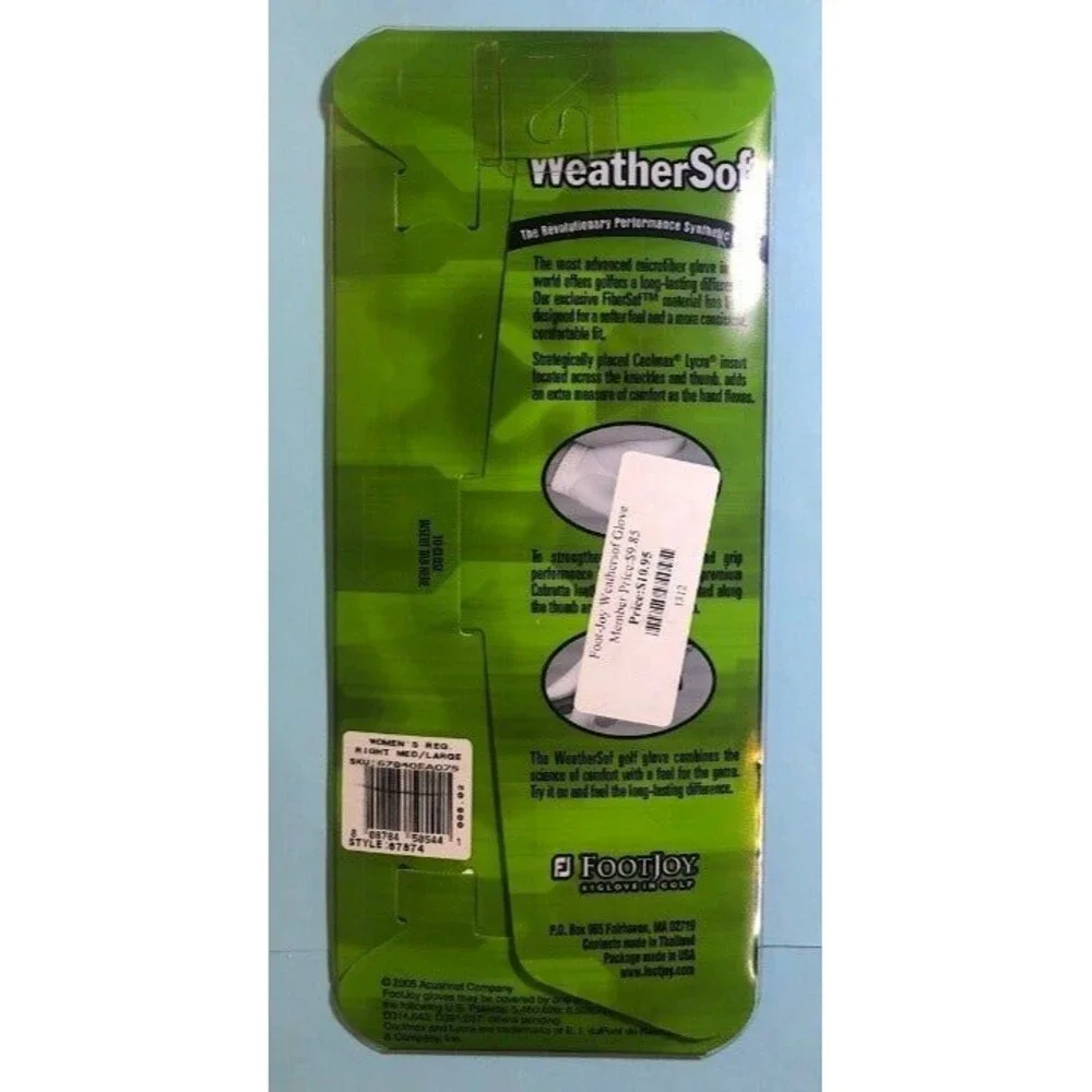 FootJoy Woman’s Golf Glove Right hand Medium New in package Style #6787